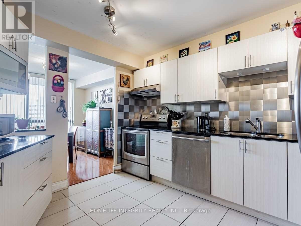 904 - 150 Neptune Drive, Toronto, Ontario  M6A 2Y9 - Photo 16 - C12422418