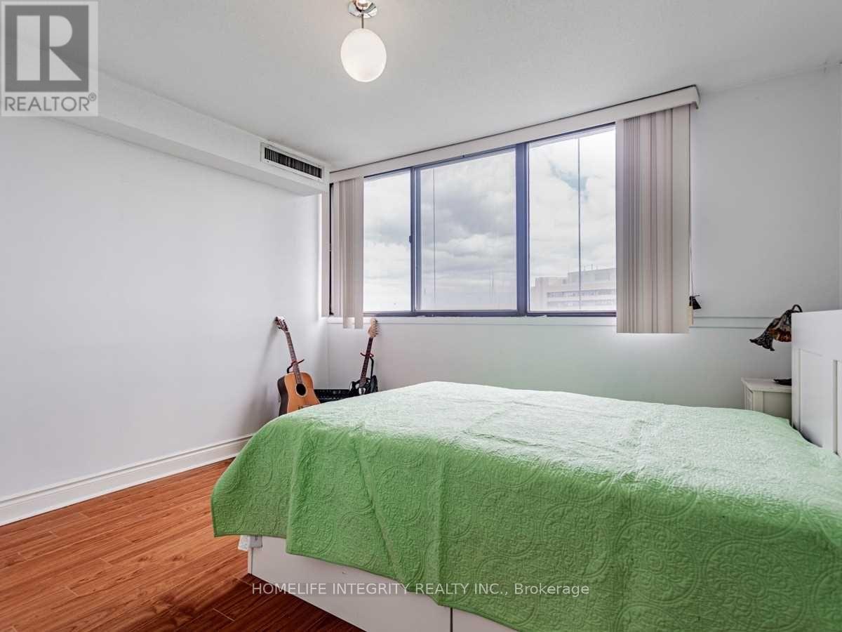 904 - 150 Neptune Drive, Toronto, Ontario  M6A 2Y9 - Photo 19 - C12422418