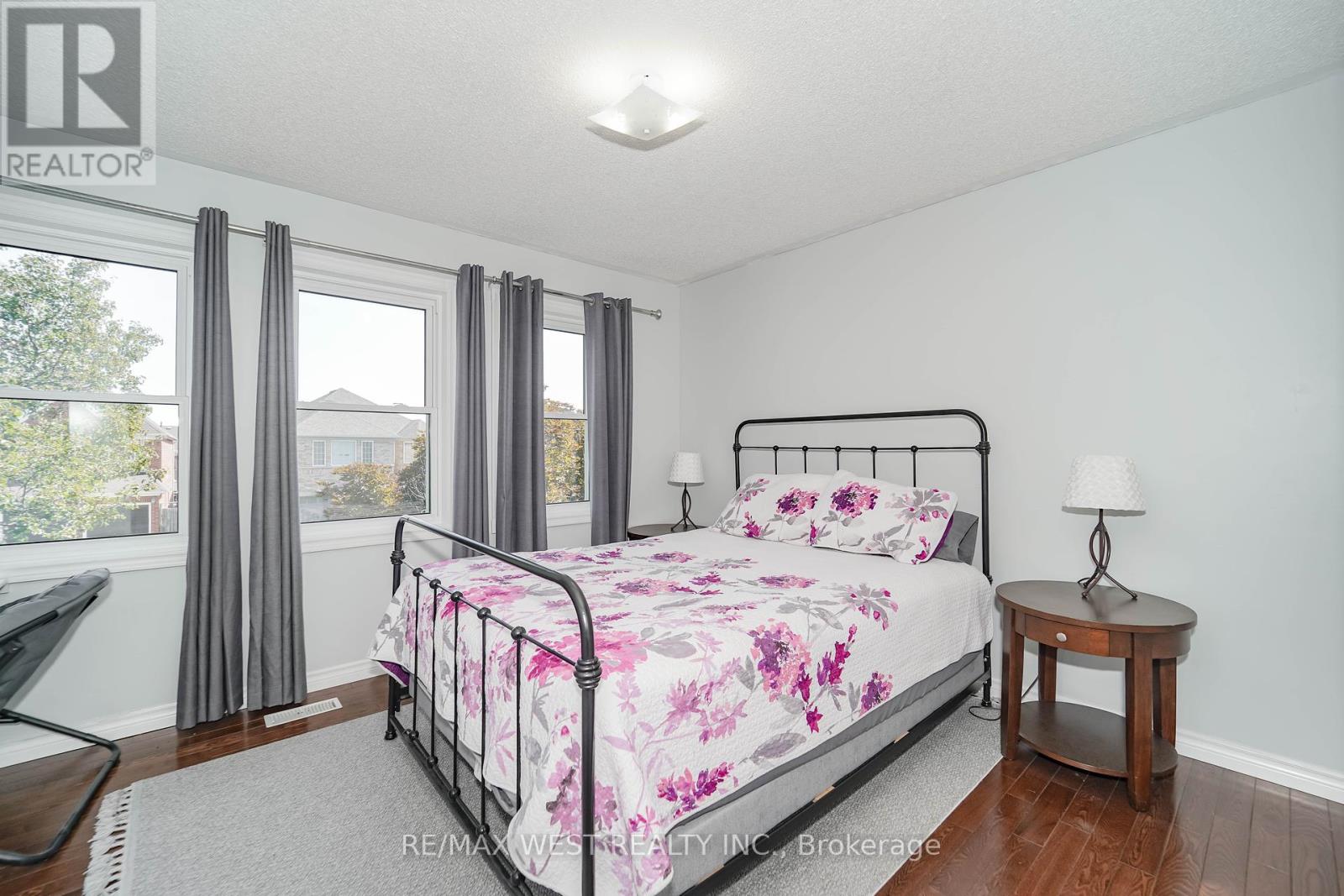 50 Gartshore Drive, Whitby, Ontario  L1P 1N6 - Photo 20 - E12422430