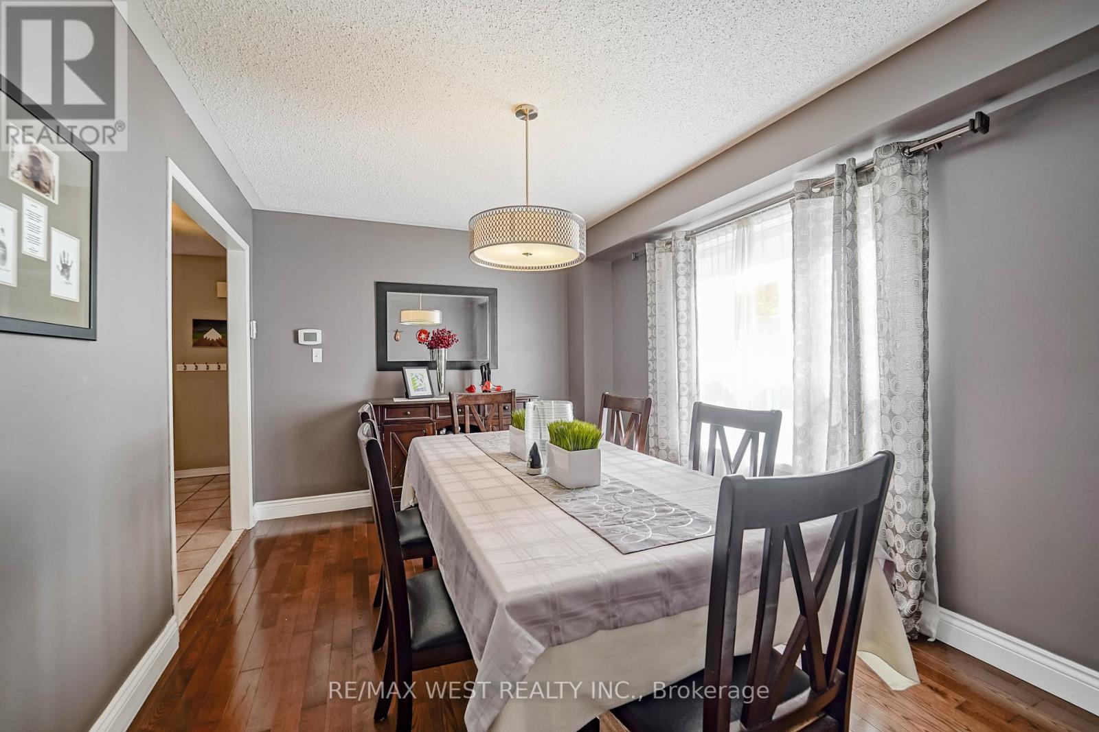 50 Gartshore Drive, Whitby, Ontario  L1P 1N6 - Photo 22 - E12422430