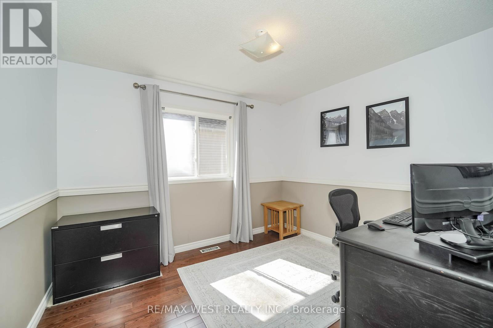 50 Gartshore Drive, Whitby, Ontario  L1P 1N6 - Photo 7 - E12422430
