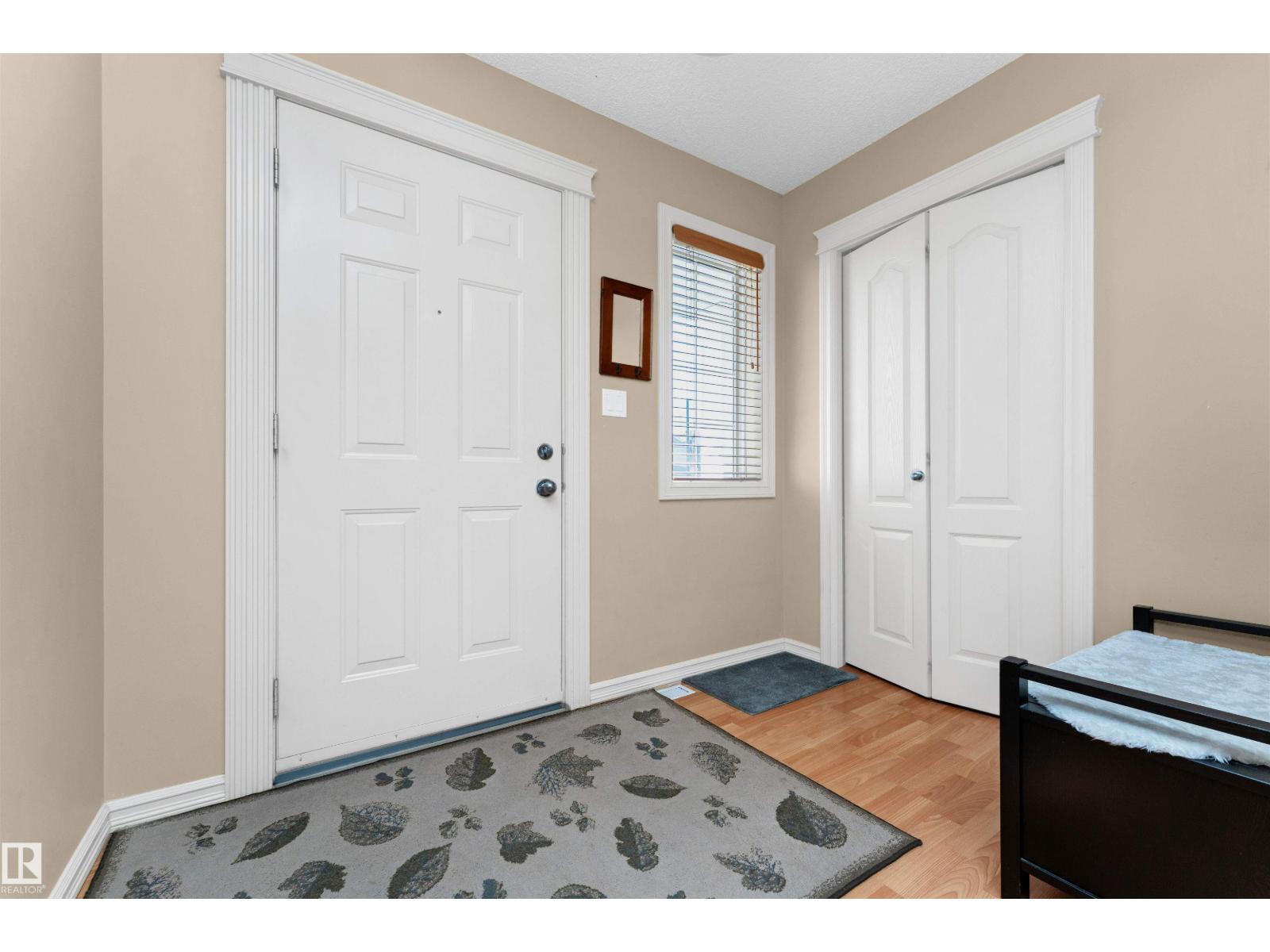 714 Green Wd Nw, Edmonton, Alberta  T5T 6T2 - Photo 5 - E4459110