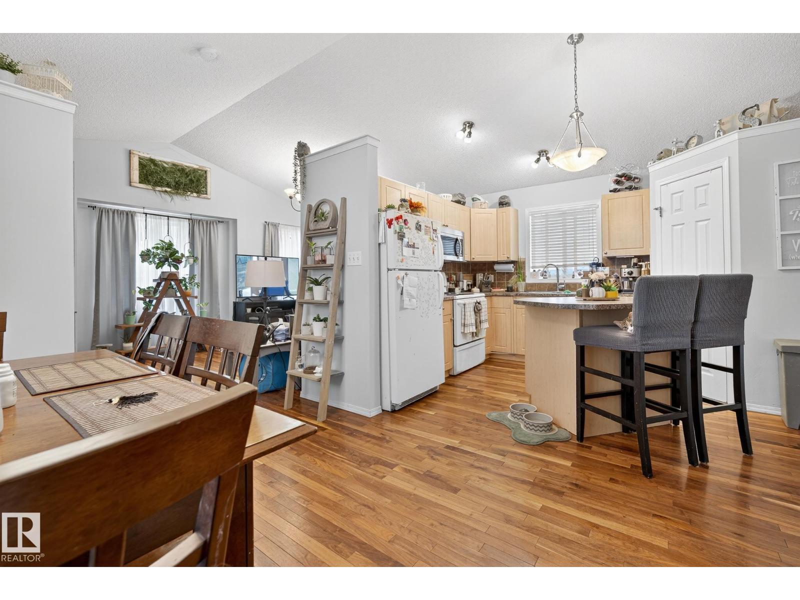 3021 Trelle Cr Nw, Edmonton, Alberta  T6R 3M8 - Photo 11 - E4459118