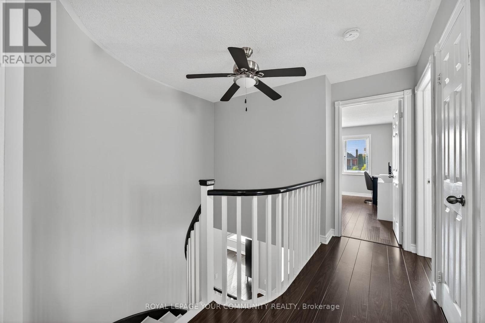 684 Exceller Circle, Newmarket, Ontario  L3X 1P4 - Photo 21 - N12422403