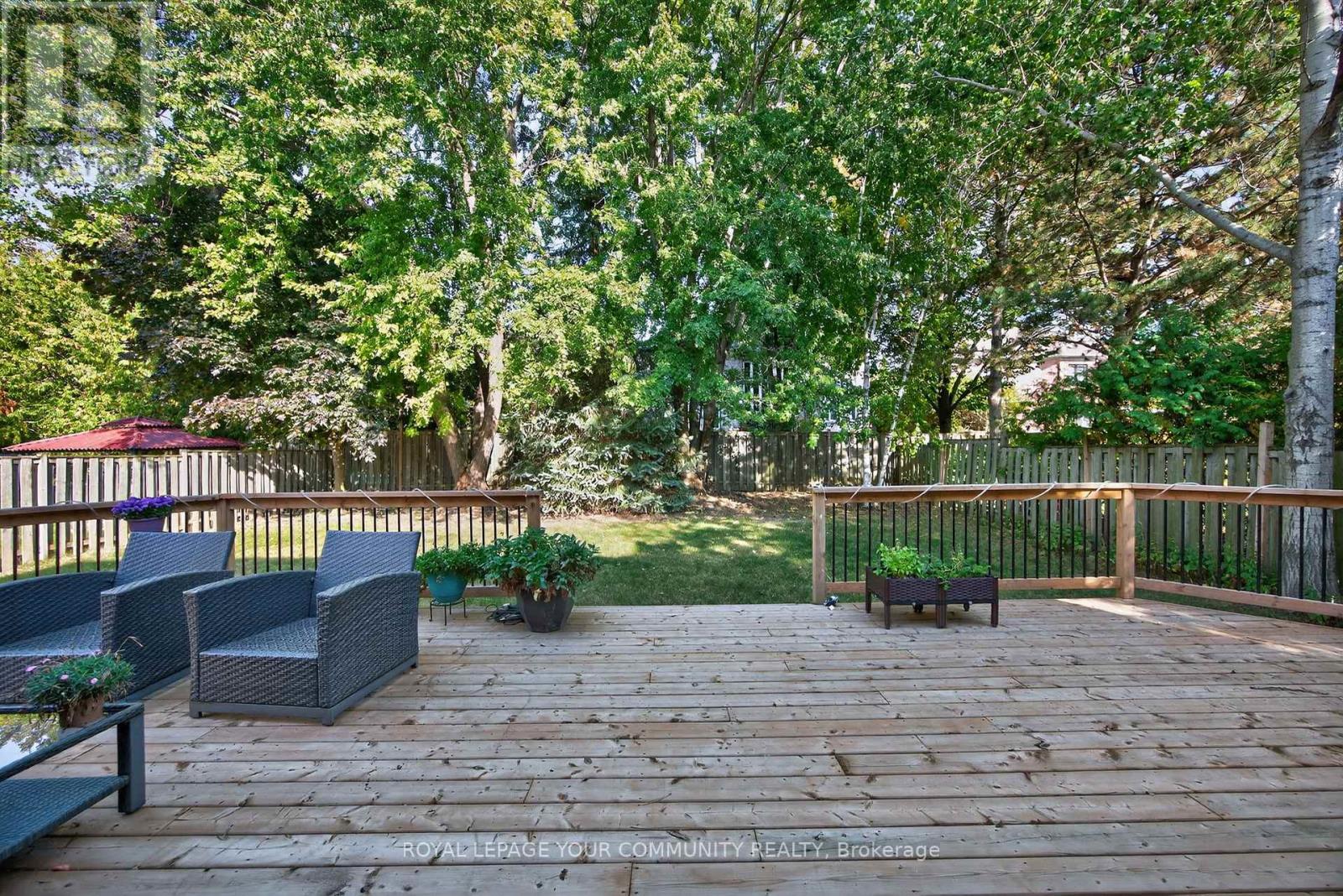 684 Exceller Circle, Newmarket, Ontario  L3X 1P4 - Photo 36 - N12422403