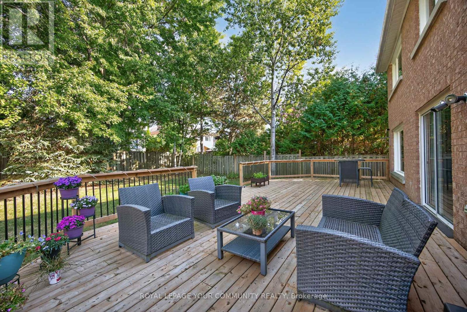 684 Exceller Circle, Newmarket, Ontario  L3X 1P4 - Photo 38 - N12422403