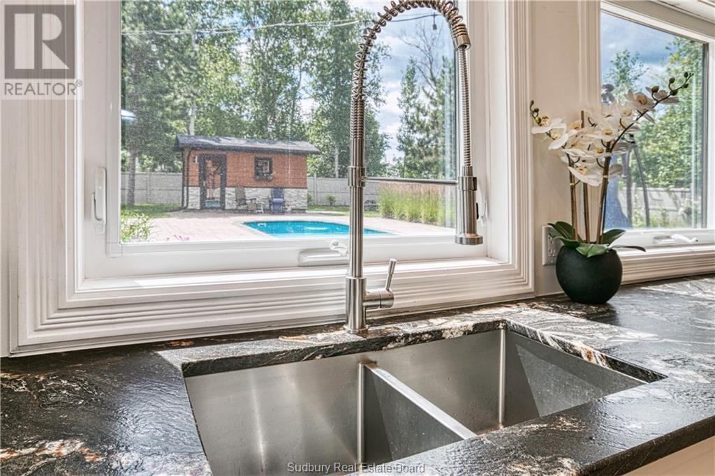15 Driftwood Avenue, Skead, Ontario  P0M 2Y0 - Photo 6 - 2124887