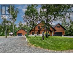 15 Driftwood Avenue, Skead, Ontario