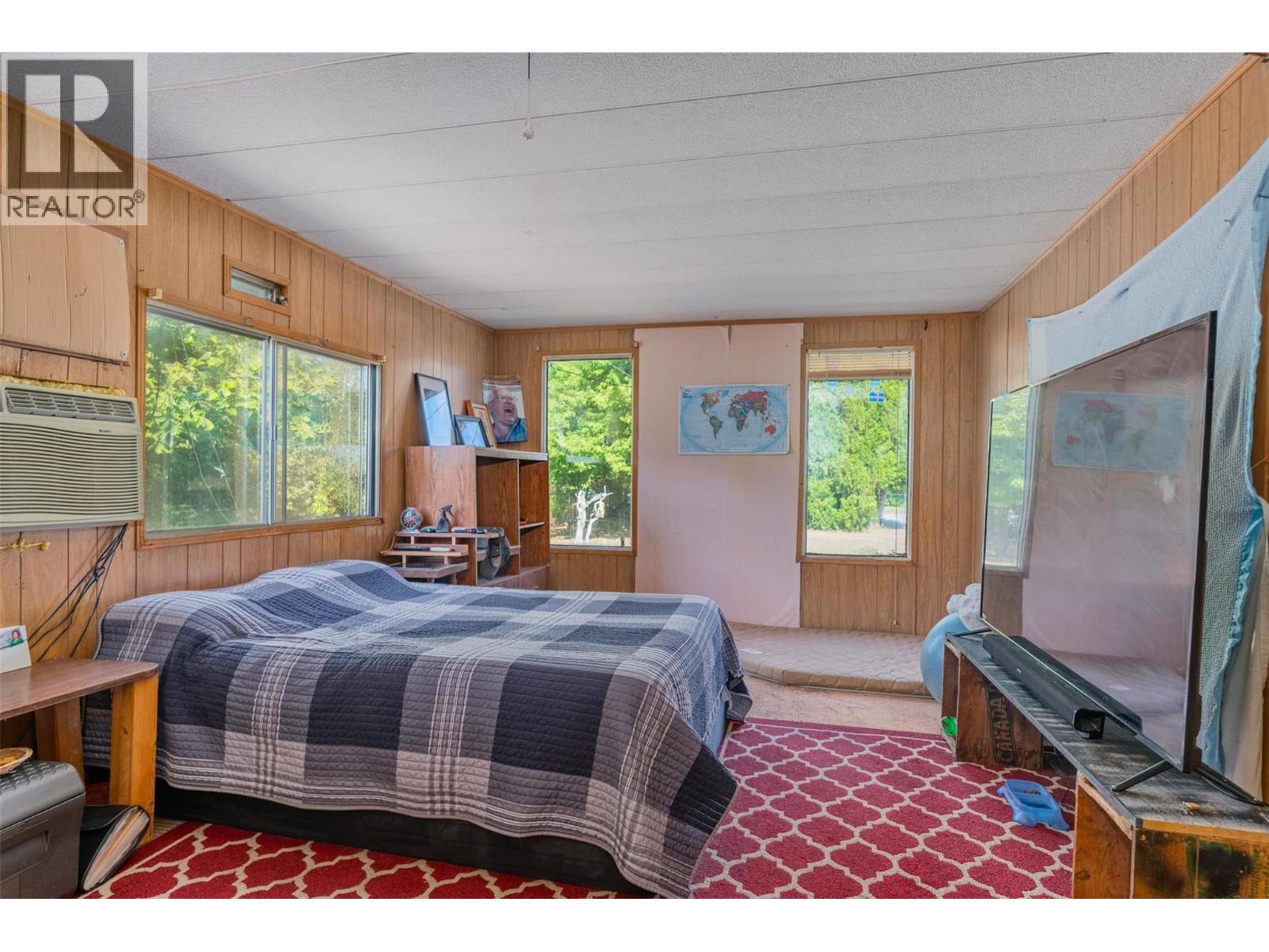 126 100th Street, Castlegar, British Columbia  V1N 3C5 - Photo 20 - 10363853