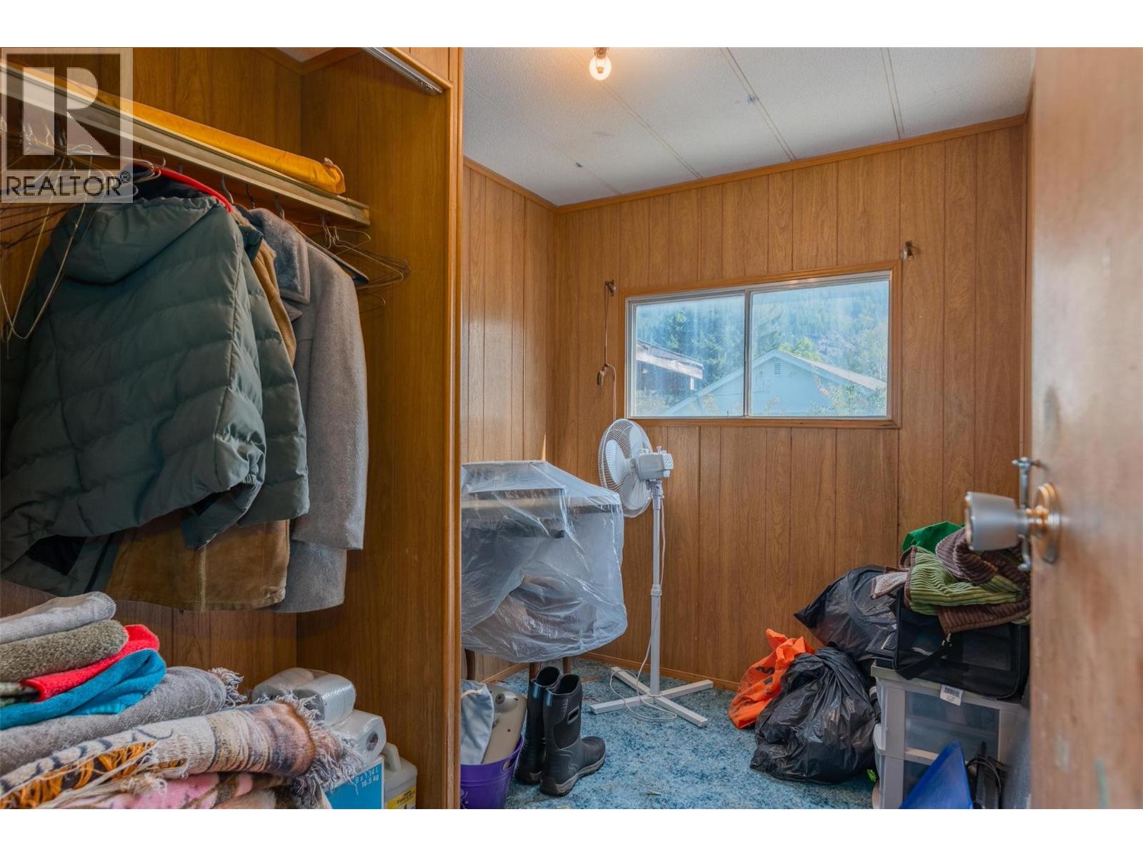126 100th Street, Castlegar, British Columbia  V1N 3C5 - Photo 27 - 10363853