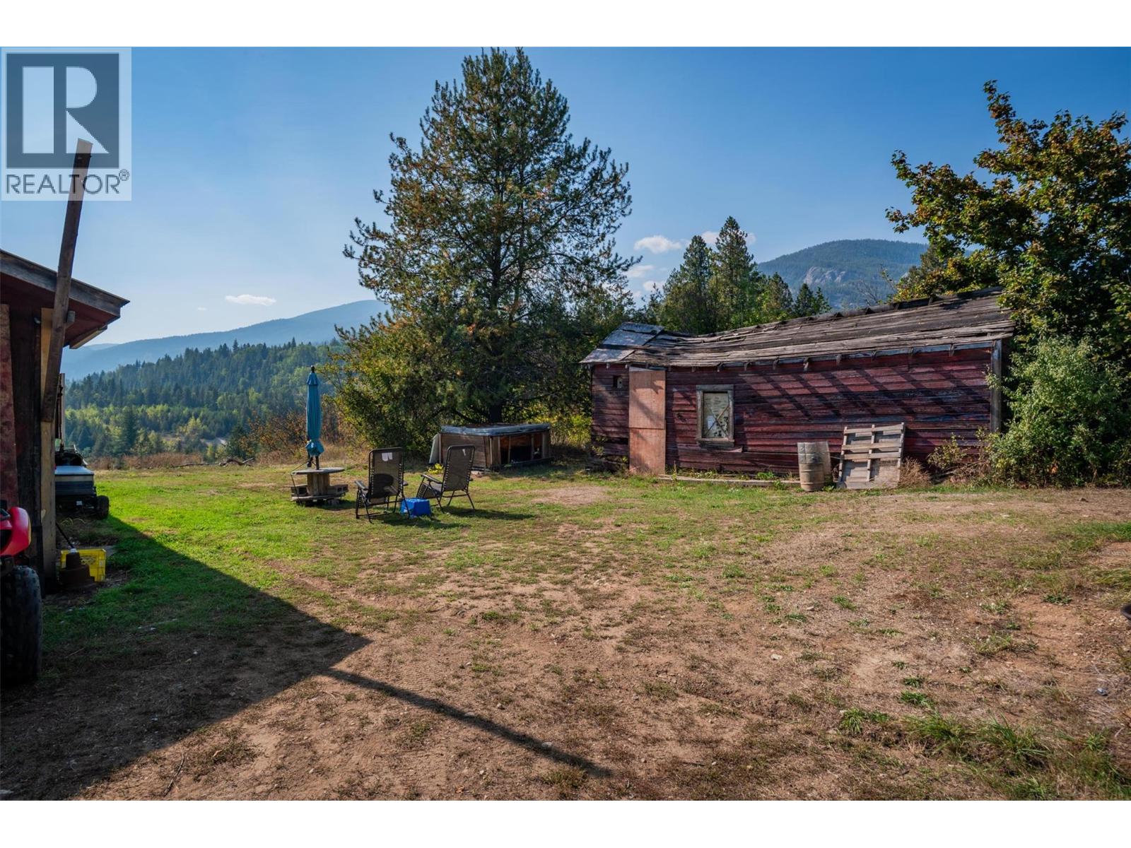 126 100th Street, Castlegar, British Columbia  V1N 3C5 - Photo 38 - 10363853