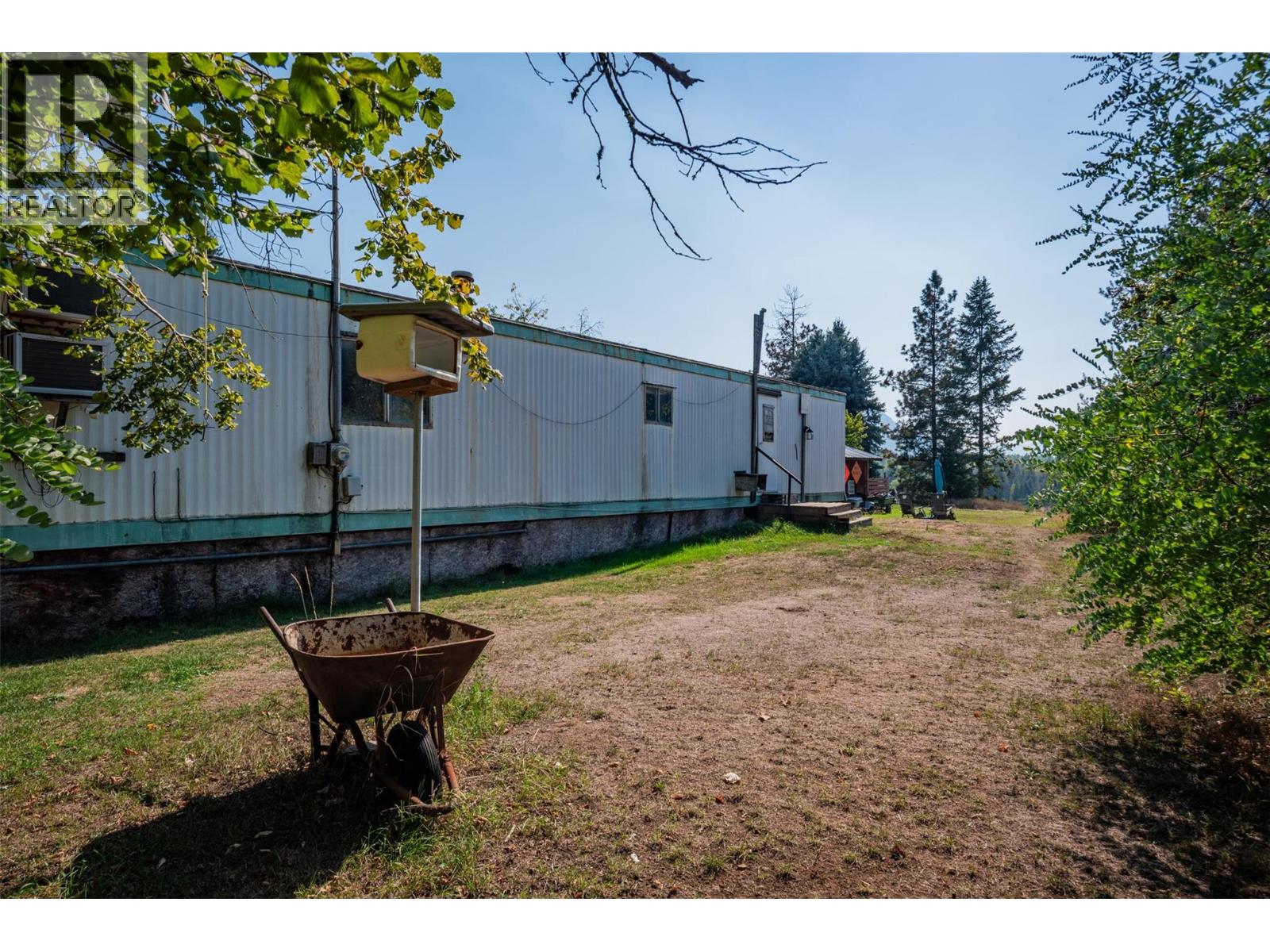 126 100th Street, Castlegar, British Columbia  V1N 3C5 - Photo 45 - 10363853