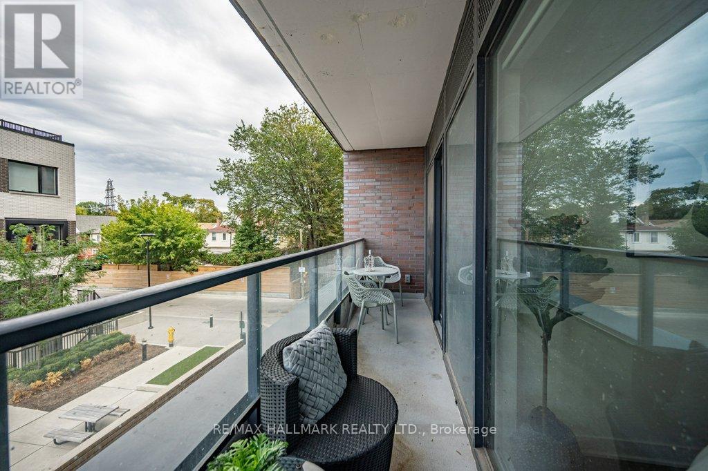 220 - 1808 St. Clair Avenue W, Toronto, Ontario  M6N 0C1 - Photo 12 - W12422353