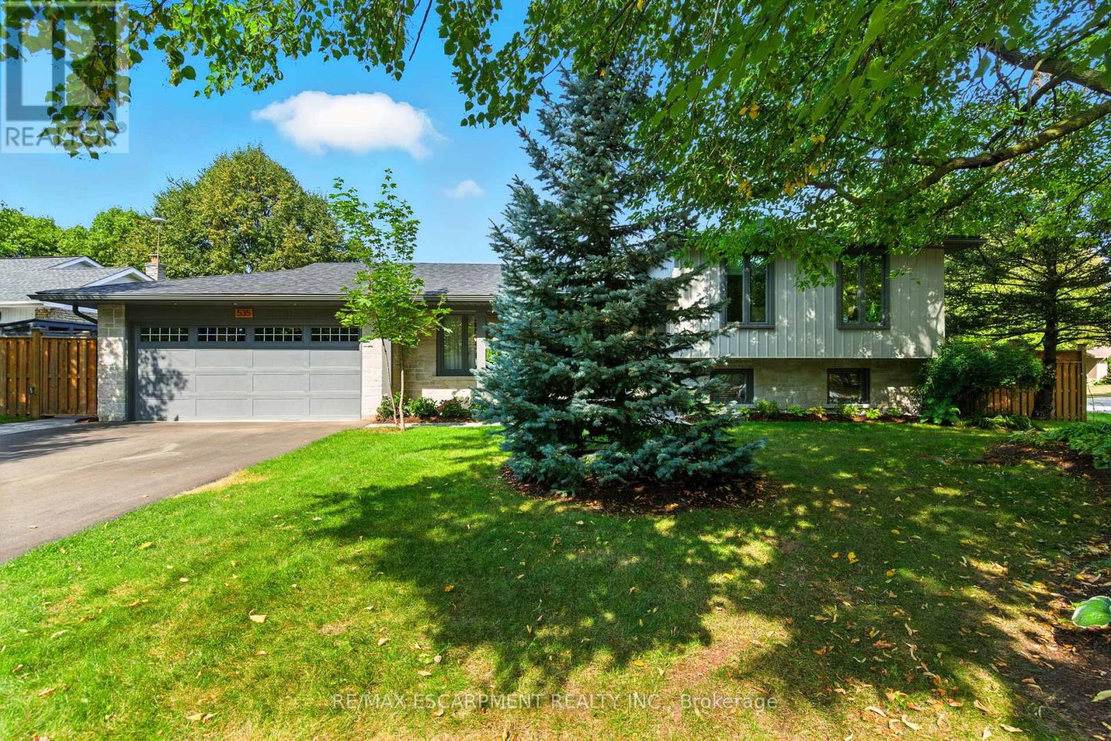 535 VANGUARD CRESCENT, Oakville, Ontario