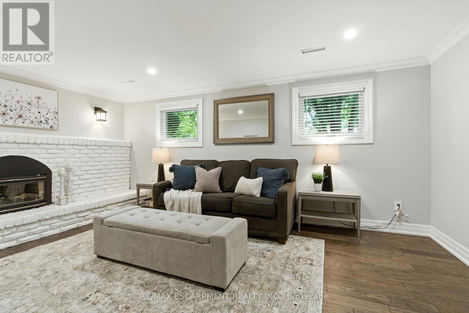 535 Vanguard Crescent, Oakville, Ontario  L6L 5G6 - Photo 29 - W12422441