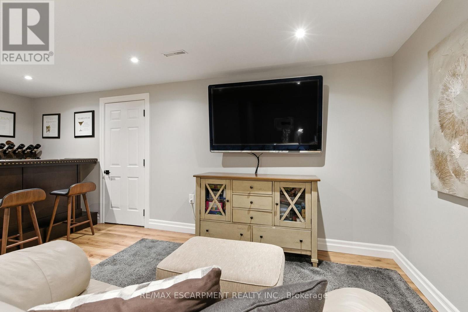 535 Vanguard Crescent, Oakville, Ontario  L6L 5G6 - Photo 37 - W12422441