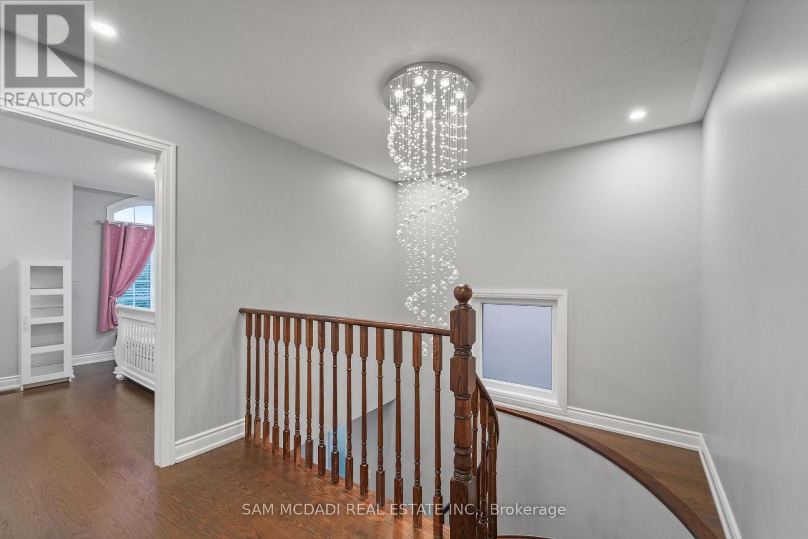 57 Milfoil Street, Halton Hills, Ontario  L7G 6M6 - Photo 18 - W12422456