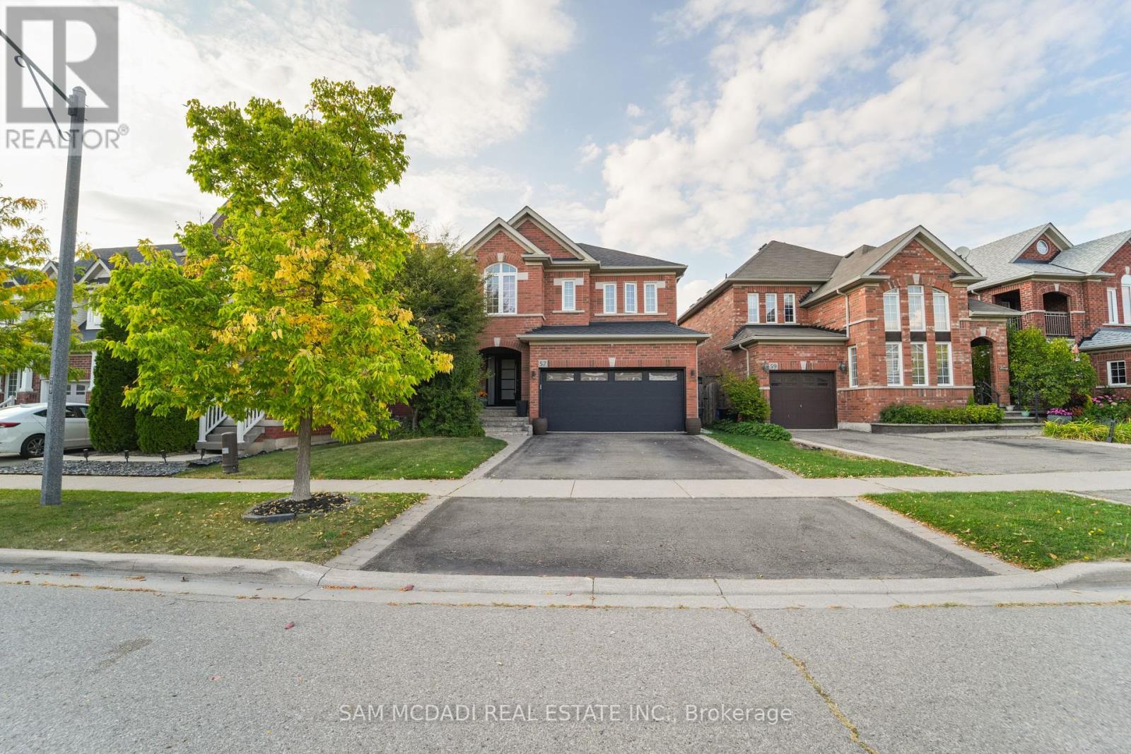 57 Milfoil Street, Halton Hills, Ontario  L7G 6M6 - Photo 2 - W12422456