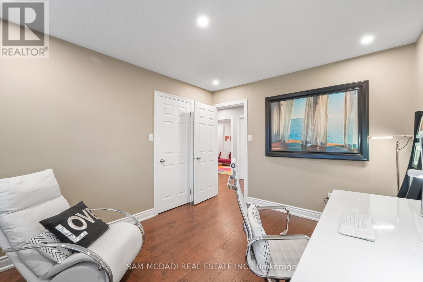 57 Milfoil Street, Halton Hills, Ontario  L7G 6M6 - Photo 22 - W12422456