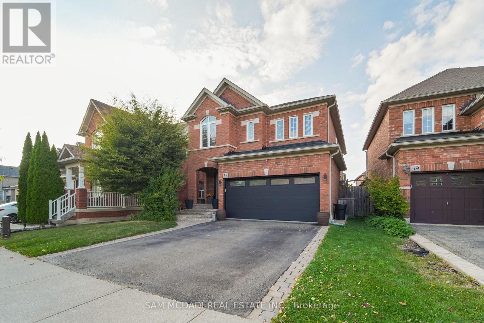 57 Milfoil Street, Halton Hills, Ontario  L7G 6M6 - Photo 3 - W12422456