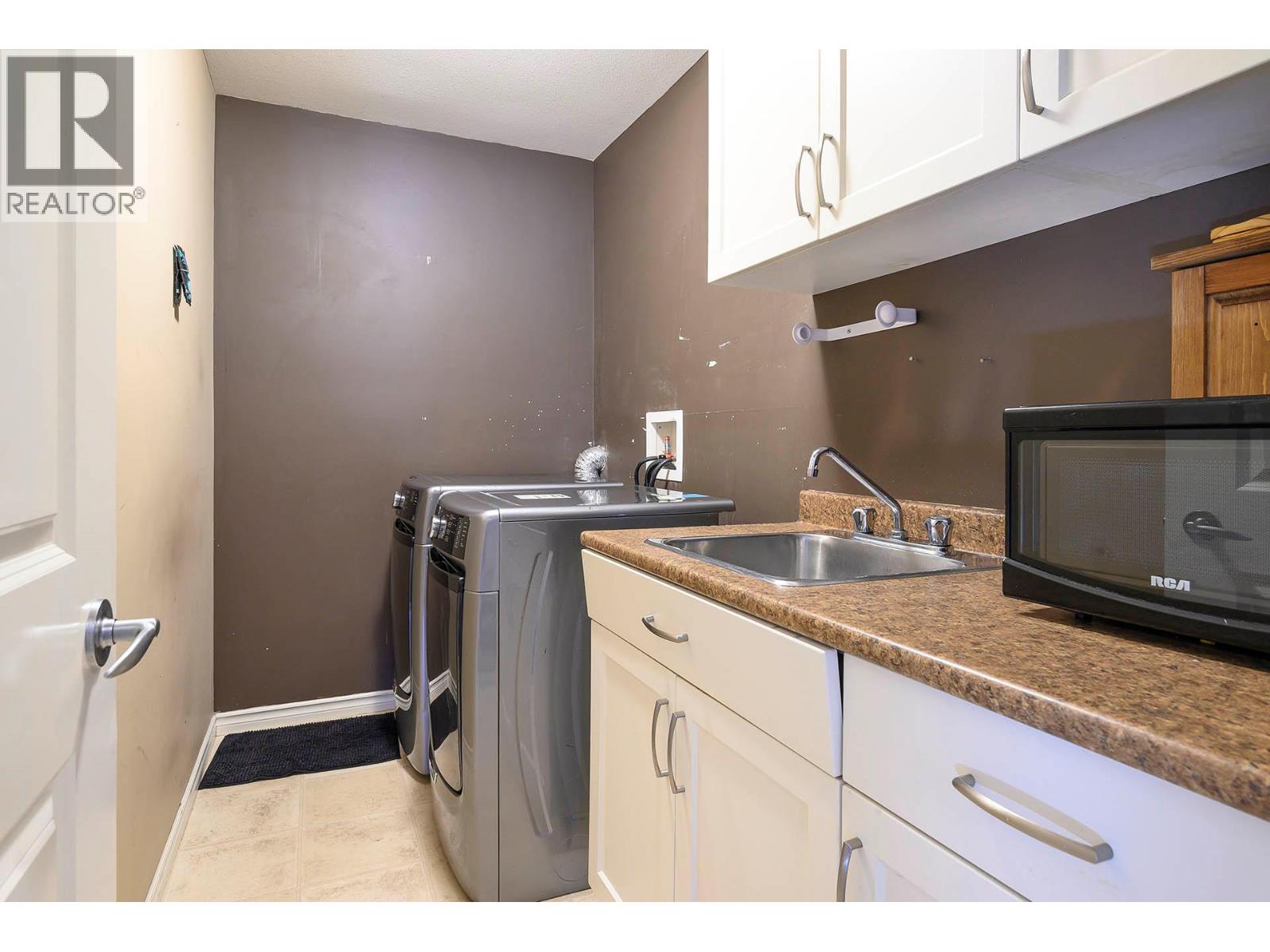 2575 Bentall Drive, Kamloops, British Columbia  V1S 2B5 - Photo 43 - 10363842