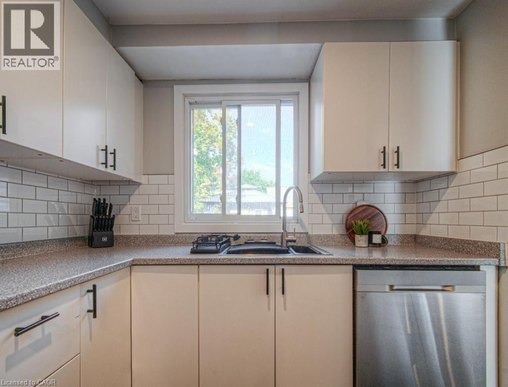 65 Glamis Road Unit# 83, Cambridge, Ontario  N1R 6W4 - Photo 12 - 40763159