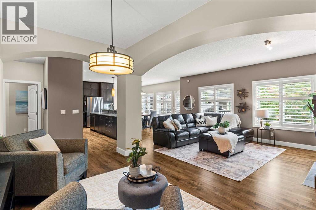 809 Canoe Green Sw, Airdrie, Alberta  T4B 3K6 - Photo 9 - A2247591