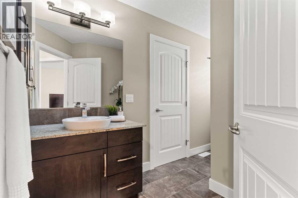 809 Canoe Green Sw, Airdrie, Alberta  T4B 3K6 - Photo 30 - A2247591