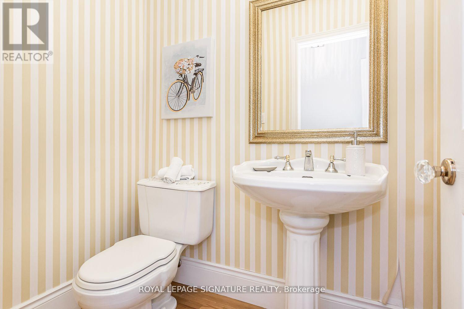 383 Maplehurst Avenue, Oakville, Ontario  L6L 4Y3 - Photo 25 - W12362515