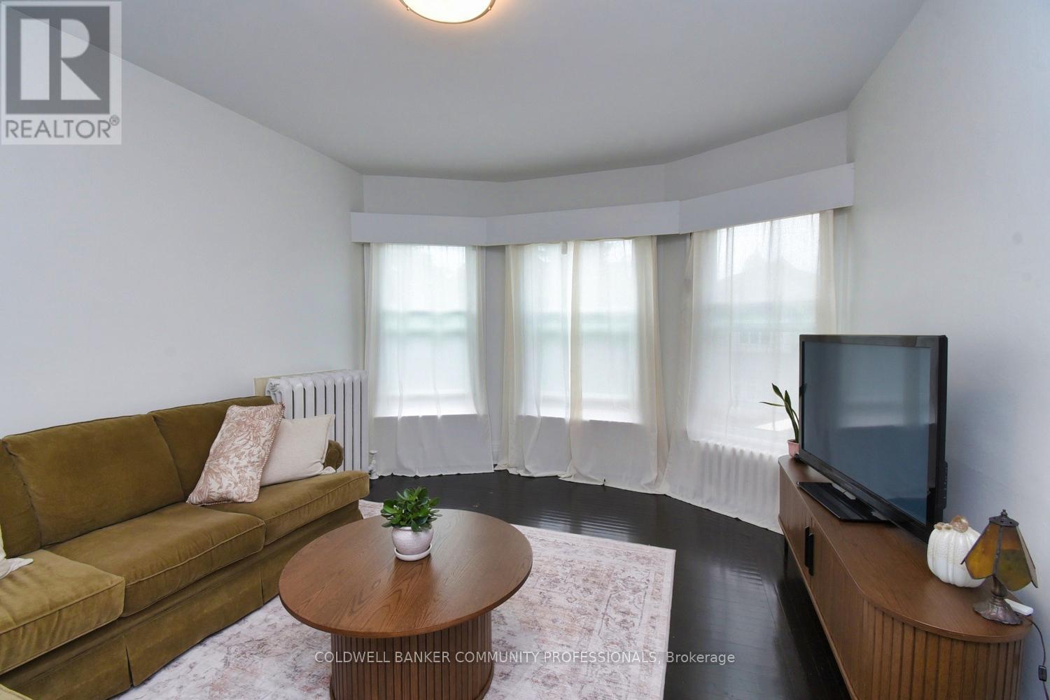 461 Dundurn Street S, Hamilton, Ontario  L8P 4M1 - Photo 13 - X12422342