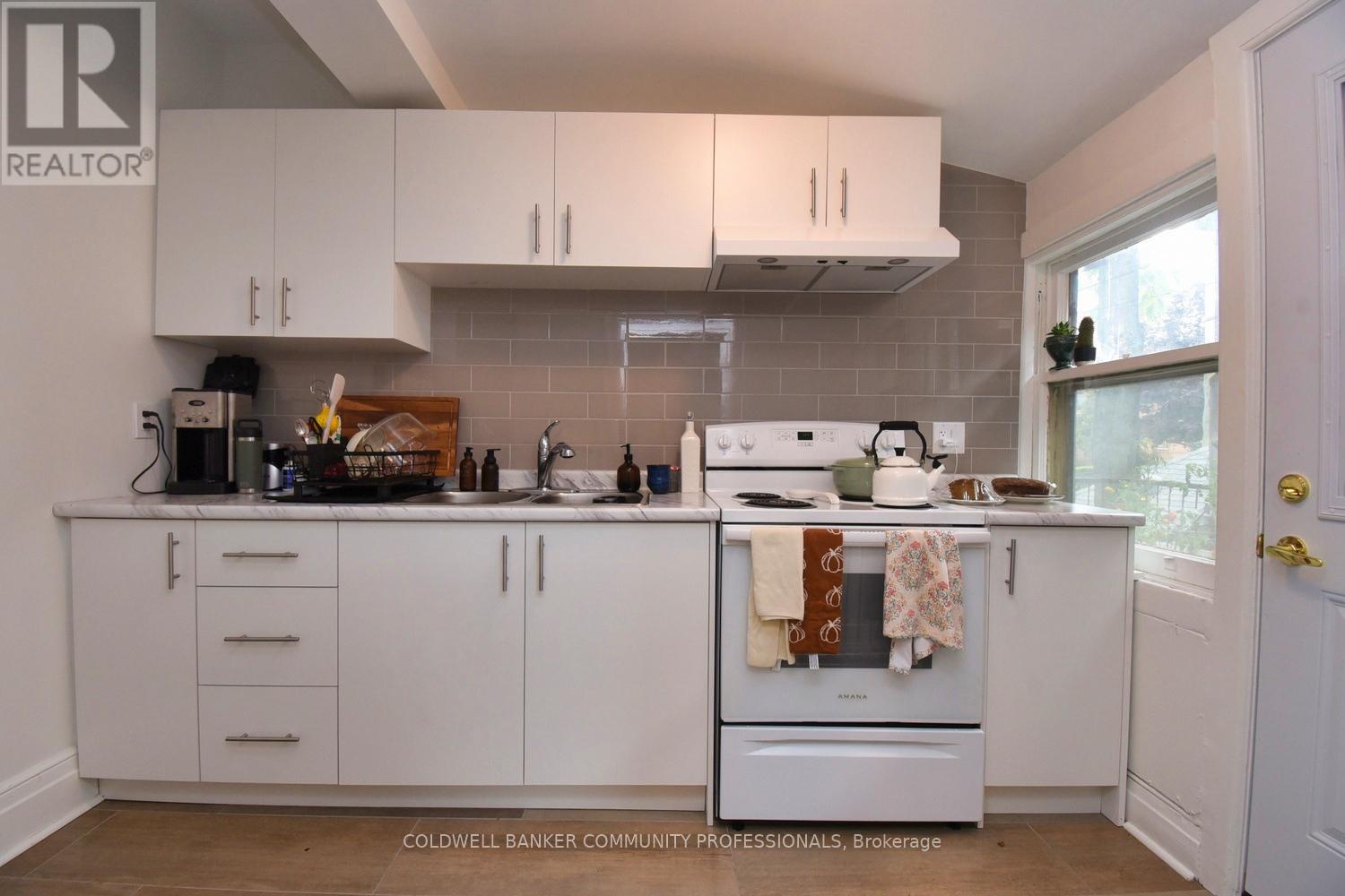 461 Dundurn Street S, Hamilton, Ontario  L8P 4M1 - Photo 18 - X12422342