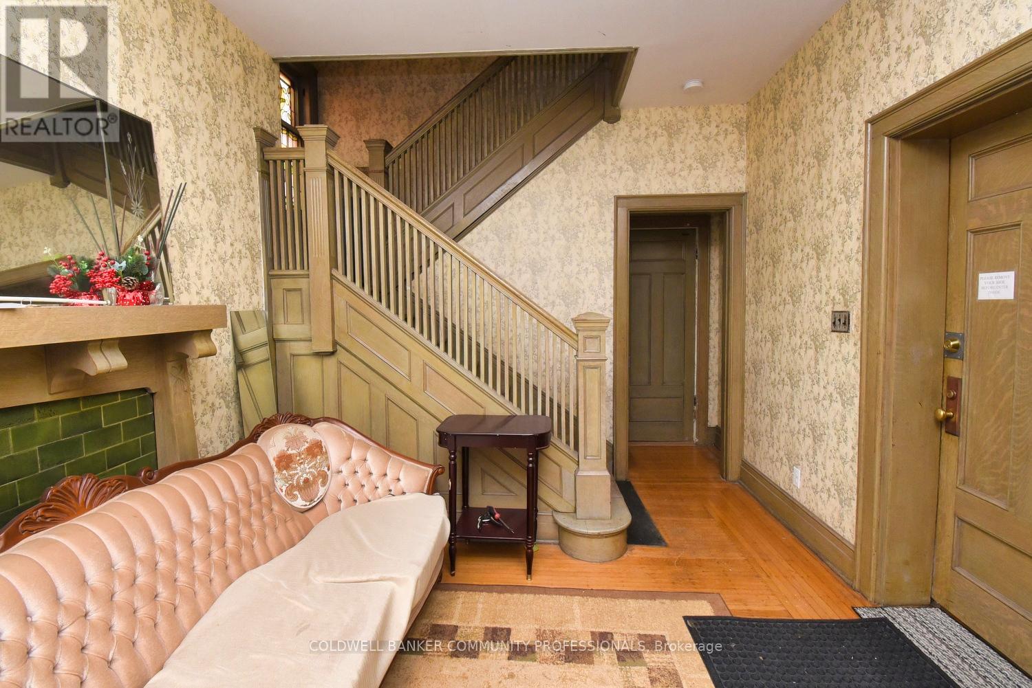 461 Dundurn Street S, Hamilton, Ontario  L8P 4M1 - Photo 7 - X12422342