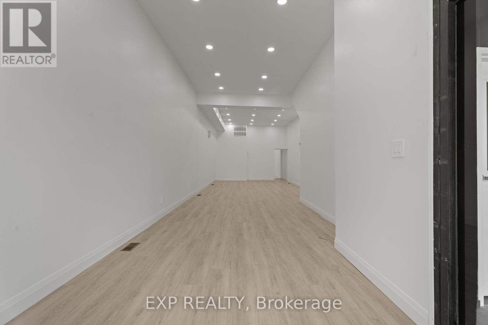 1 - 93 John Street S, Hamilton (Corktown), Ontario  L8N 2C2 - Photo 5 - X12422349