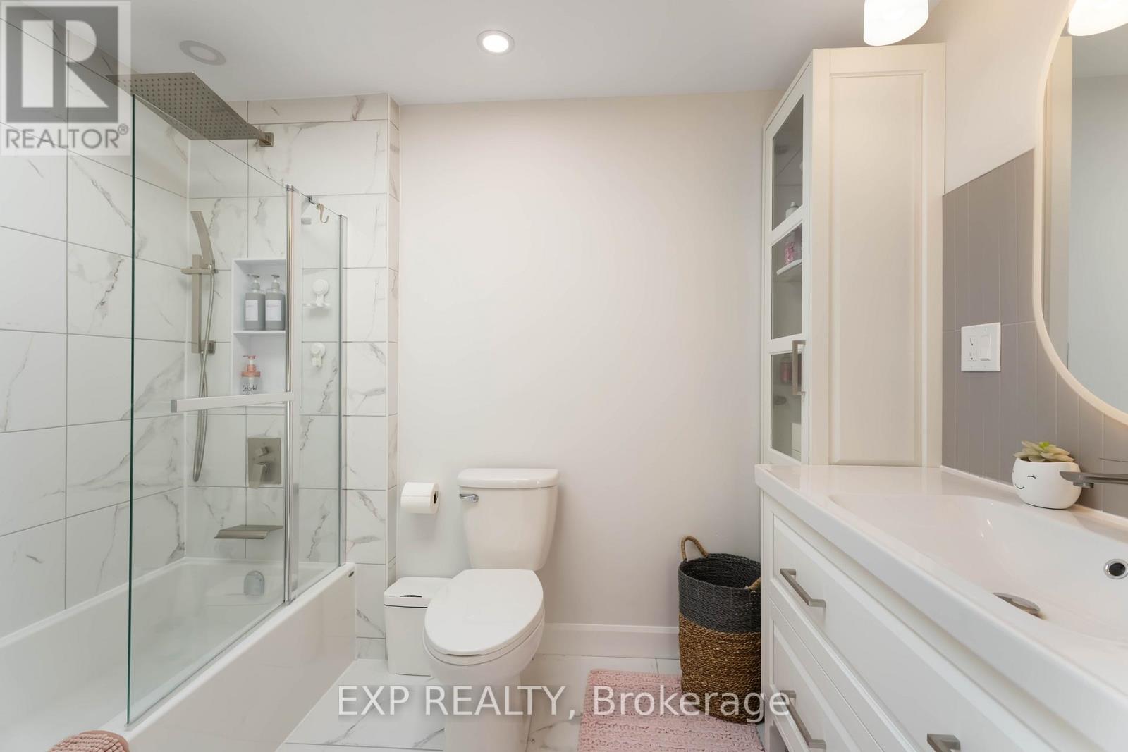 37 - 72 Stone Church Road W, Hamilton, Ontario  L9B 2H6 - Photo 26 - X12422371
