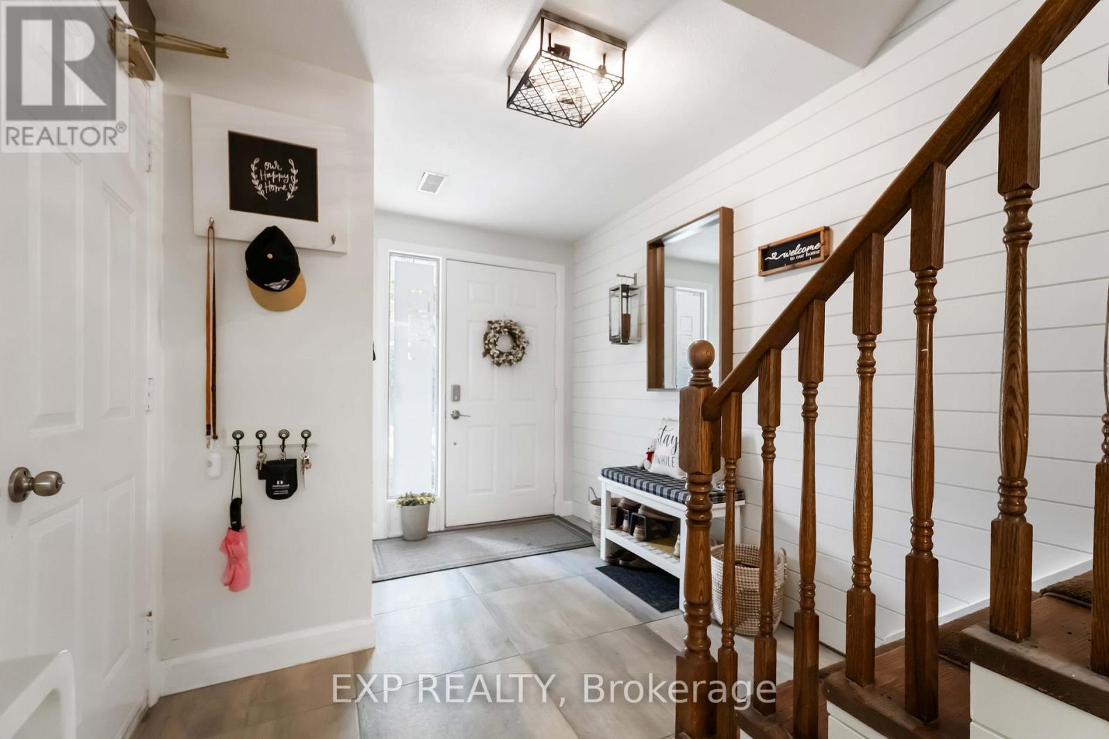 37 - 72 Stone Church Road W, Hamilton, Ontario  L9B 2H6 - Photo 5 - X12422371