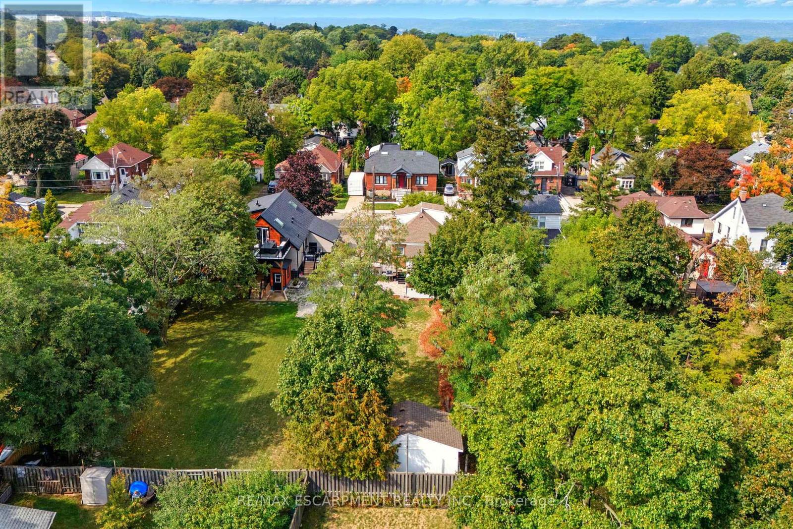 57 Highcliffe Avenue, Hamilton, Ontario  L9A 3L3 - Photo 44 - X12422392