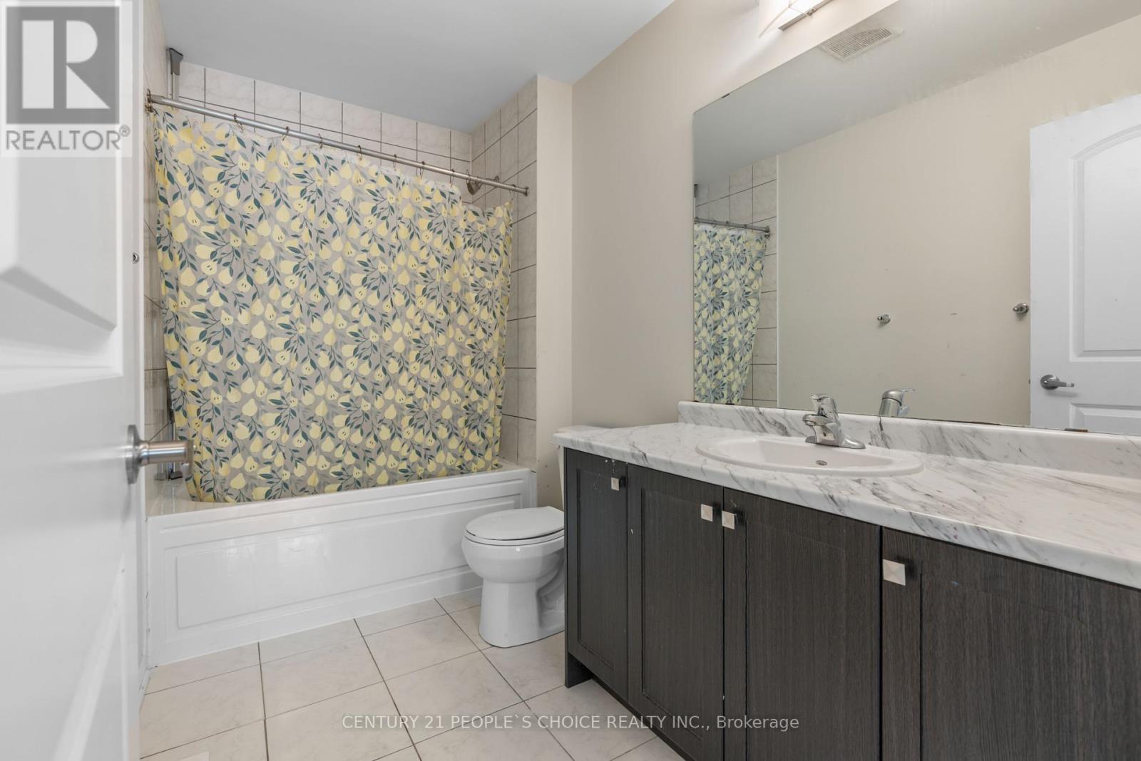 8670 Chickory Trail, Niagara Falls, Ontario  L2H 3S5 - Photo 23 - X12422421