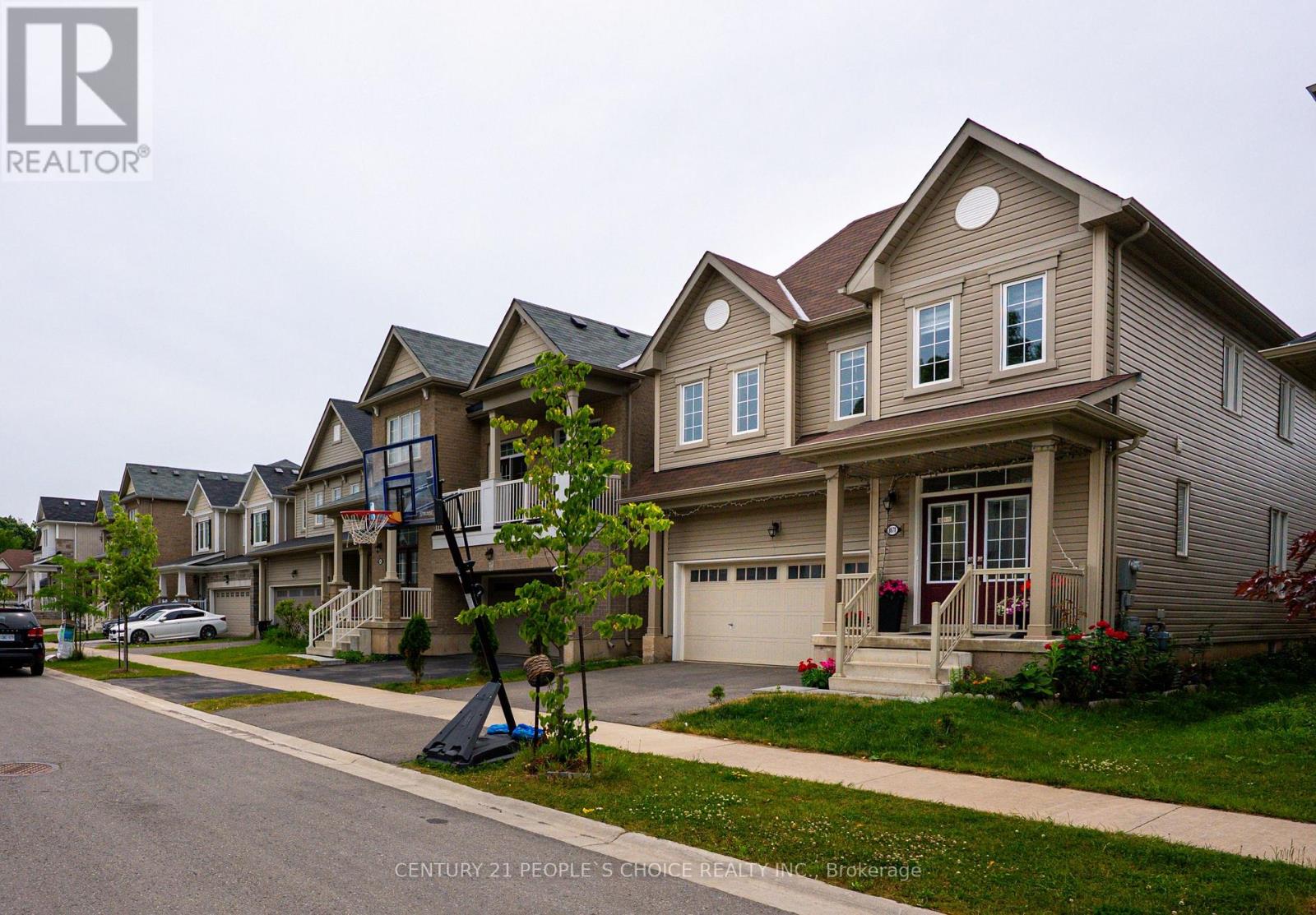 8670 Chickory Trail, Niagara Falls, Ontario  L2H 3S5 - Photo 40 - X12422421