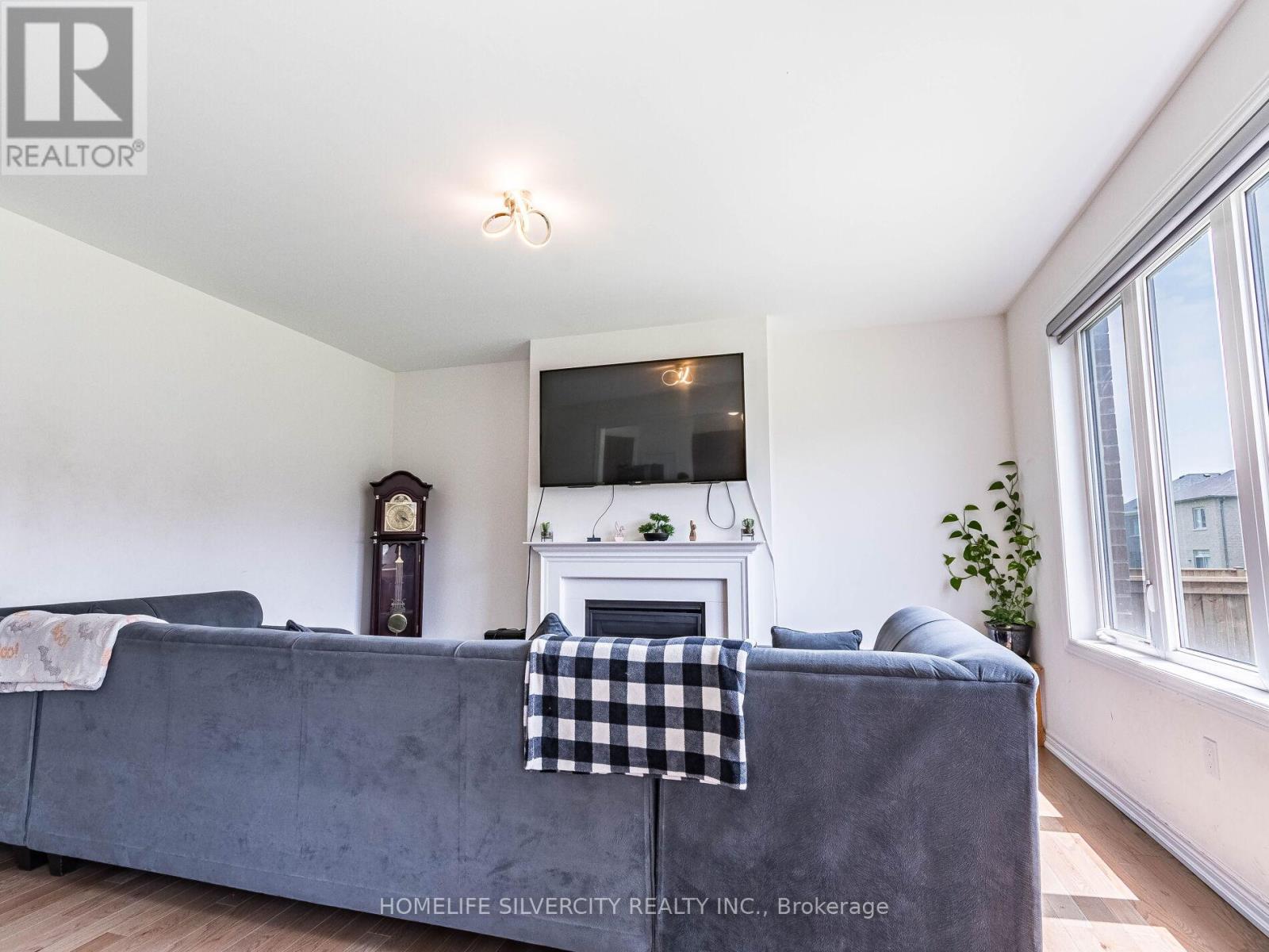 177 Limestone Lane, Shelburne, Ontario  L9V 3Y5 - Photo 13 - X12422439