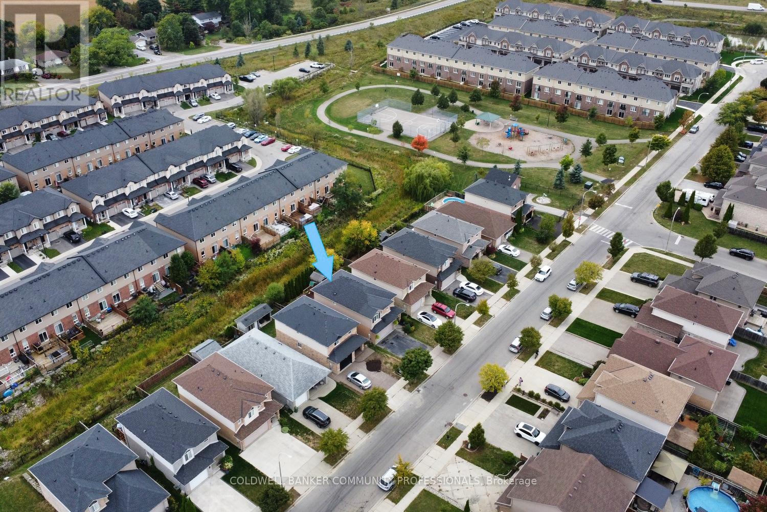 159 Thames Way, Hamilton, Ontario L0R 1W0 - Photo 2 - X12422440