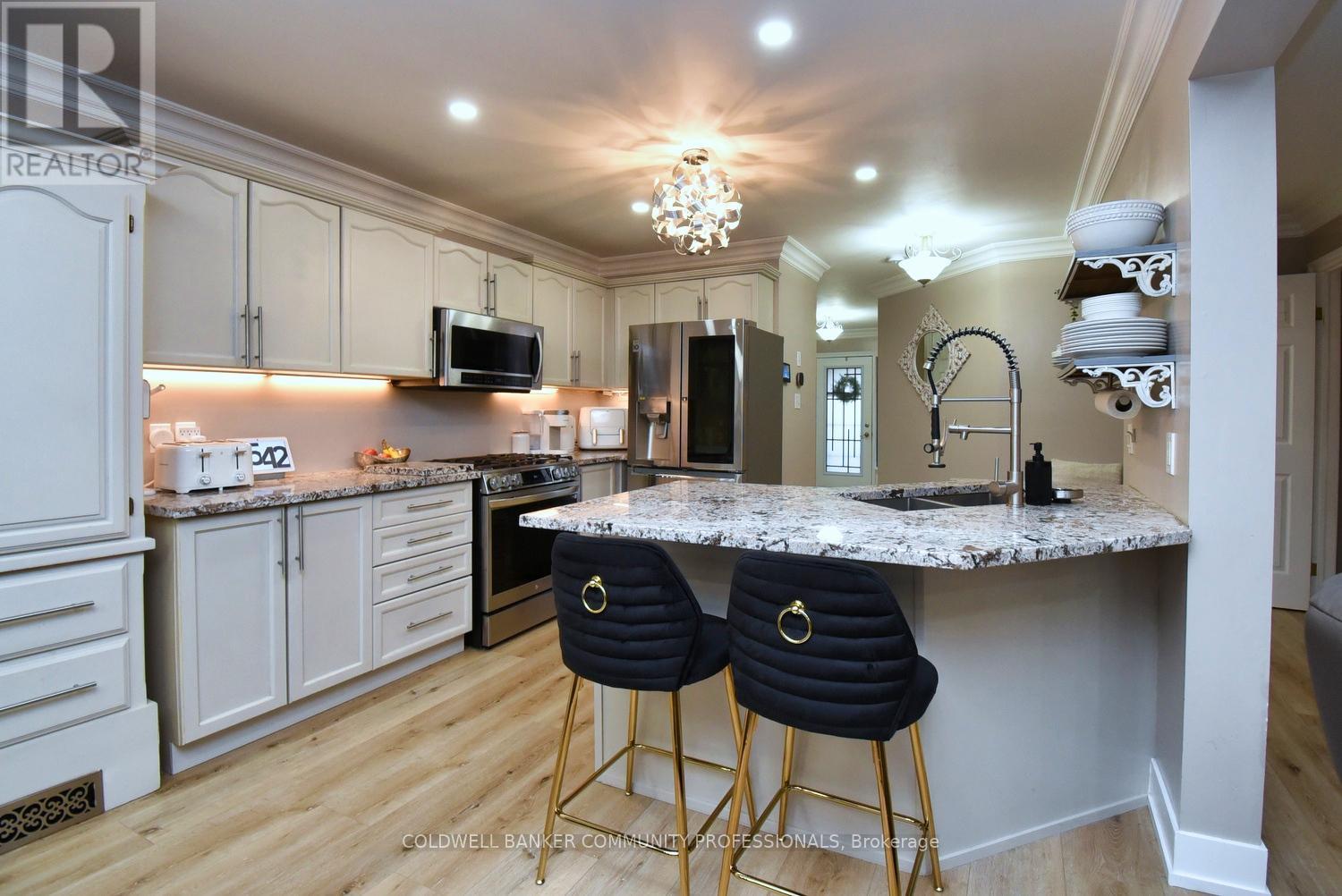 159 Thames Way, Hamilton, Ontario L0R 1W0 - Photo 22 - X12422440