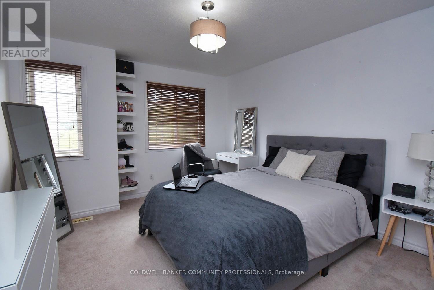 159 Thames Way, Hamilton, Ontario L0R 1W0 - Photo 28 - X12422440