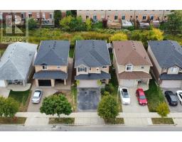 159 THAMES WAY, Hamilton, Ontario