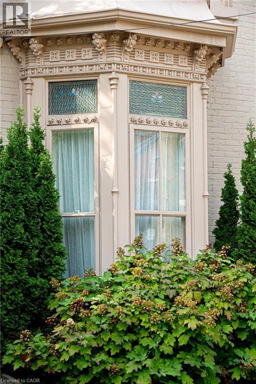 218 Bay Street S, Hamilton, Ontario  L8P 3J1 - Photo 2 - 40772745