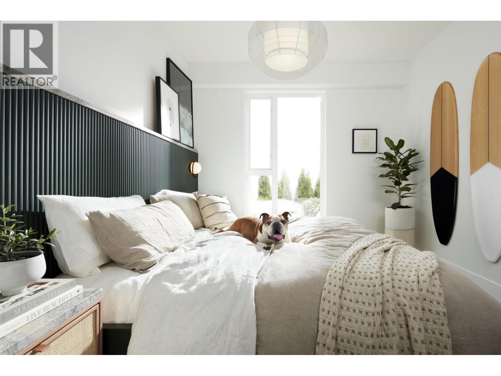 204 3055 Murray Street, Port Moody, British Columbia  V3H 1X3 - Photo 3 - R3051393