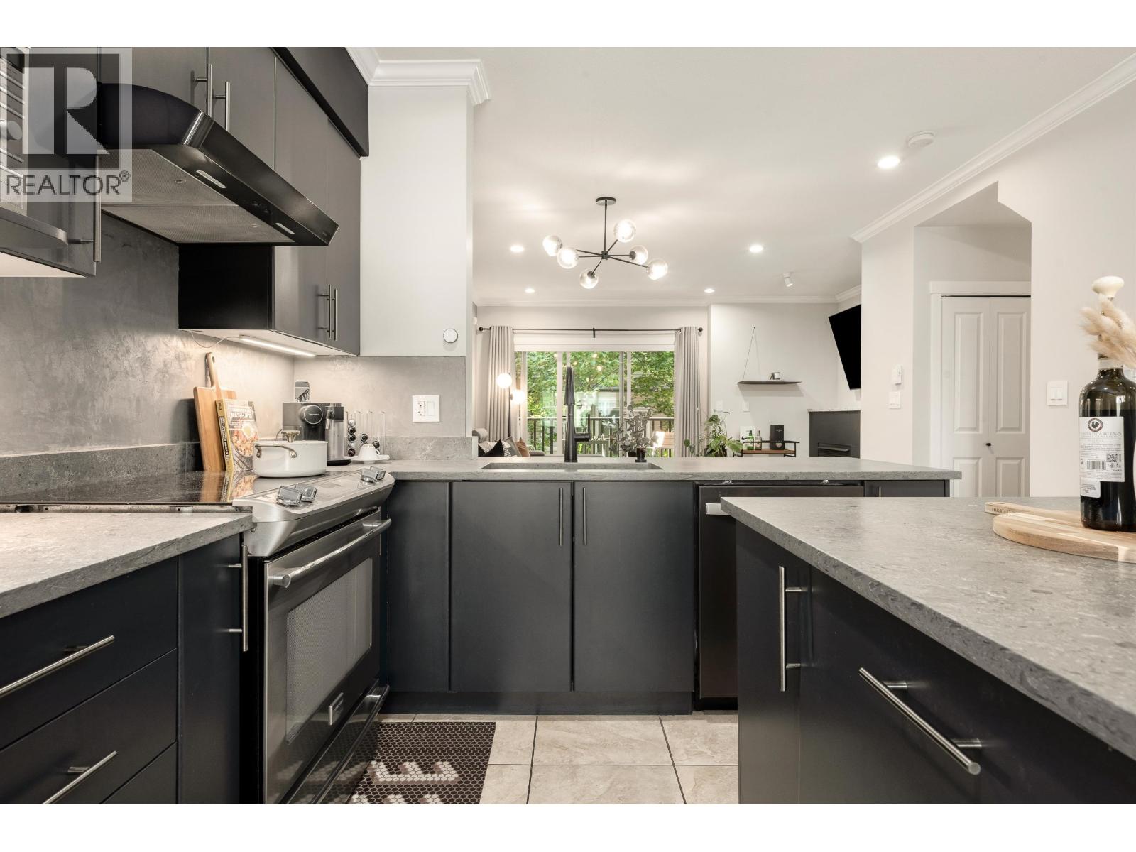 34 7051 Ash Street, Richmond, British Columbia  V6Y 2R9 - Photo 11 - R3051394