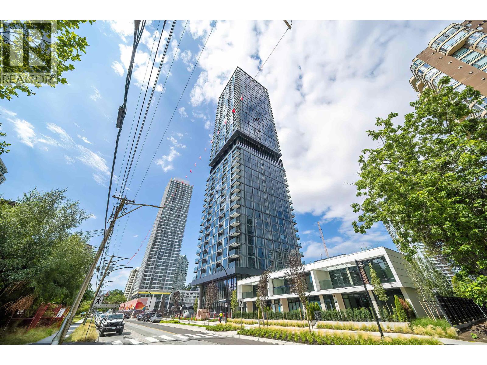 3807 5987 WILSON AVENUE, Burnaby, British Columbia
