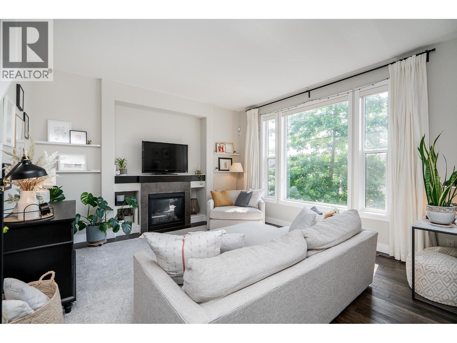 3466 Galloway Avenue, Coquitlam, British Columbia  V3E 0H7 - Photo 10 - R3051426