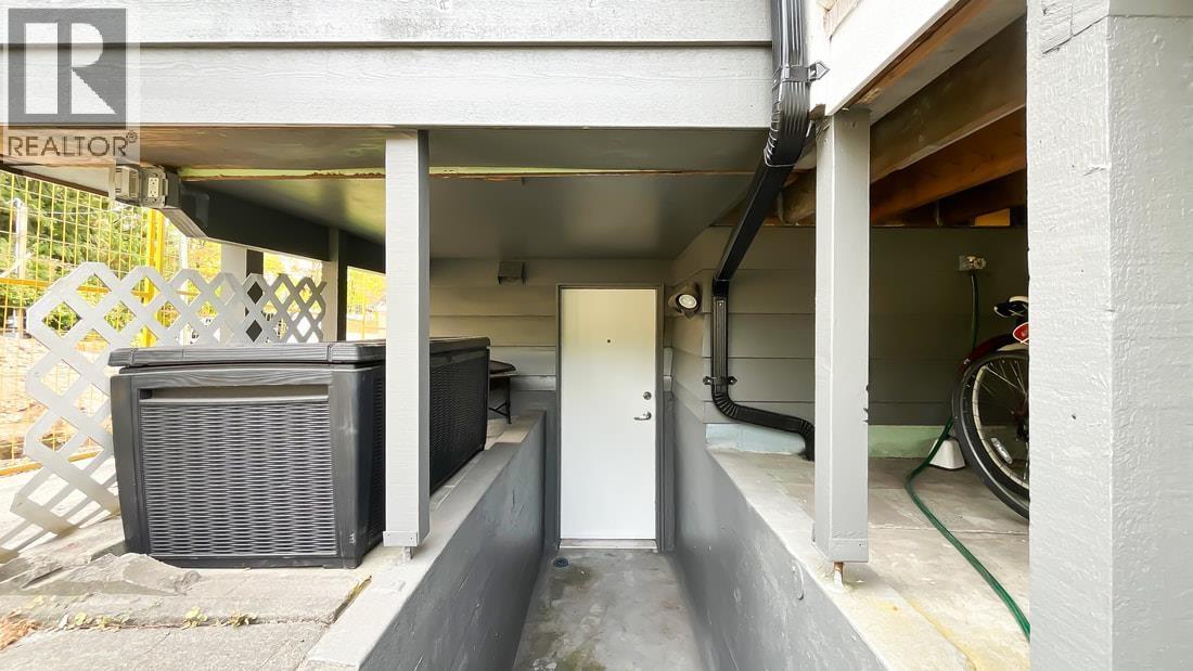 316 W Queens Road, North Vancouver, British Columbia  V7N 2K5 - Photo 39 - R3051457