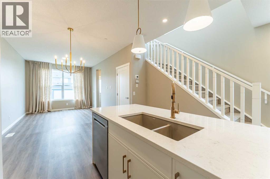 121 Hotchkiss Way Se, Calgary, Alberta  T3S 0G3 - Photo 11 - A2237090